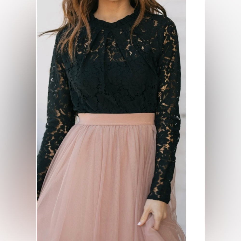 Becca Long Sleeve Lace Blouse
